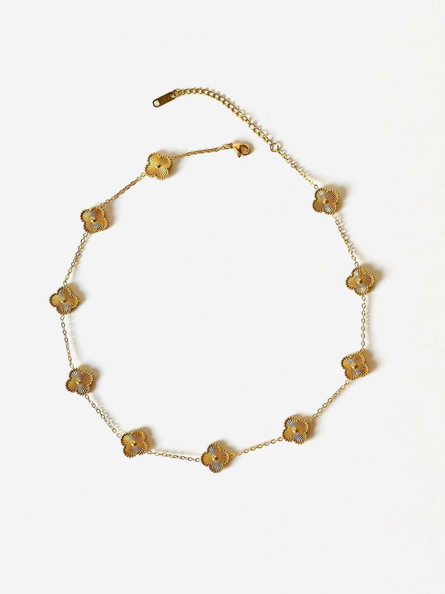 Collar 4 hojas